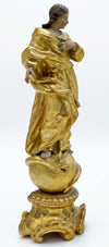 18 世纪早期镀金的圣母玛利亚雕像（阿尔卑斯山）